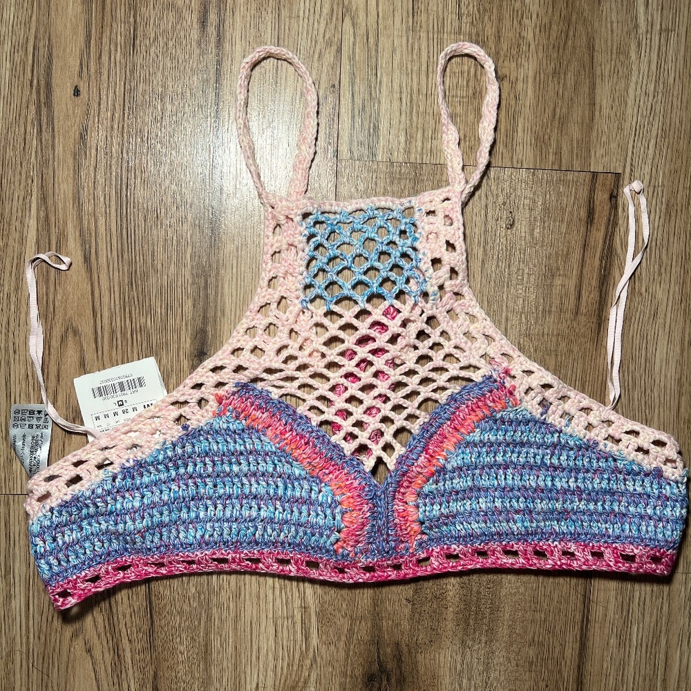NEW! Zara Crochet Halter Top - Picture 4 of 5